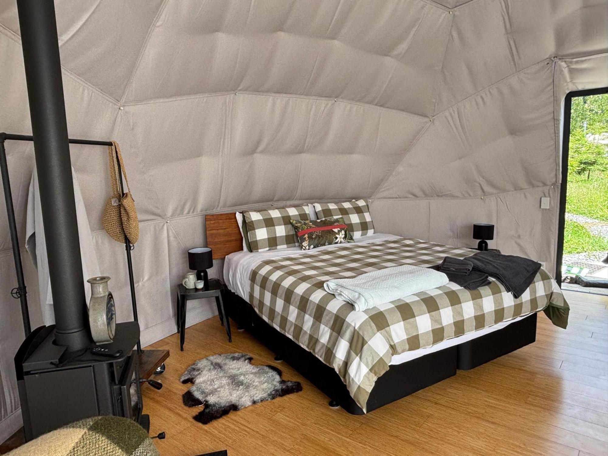 Takahuri Glamping Domes Whanganui Exteriér fotografie